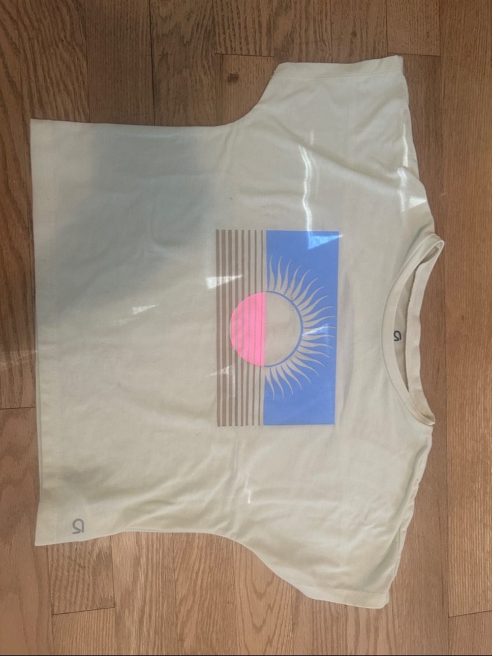 GAP Cream Tee with Pink Sun and Blue Panel